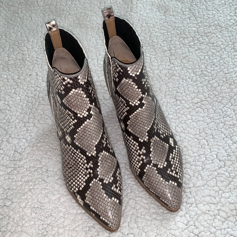 MARC FISHER LTD BOOTIES